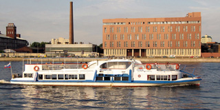 Теплоход «Москвич 292»