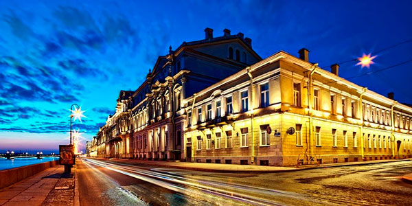 Особняк (Дворцовая наб, 20)